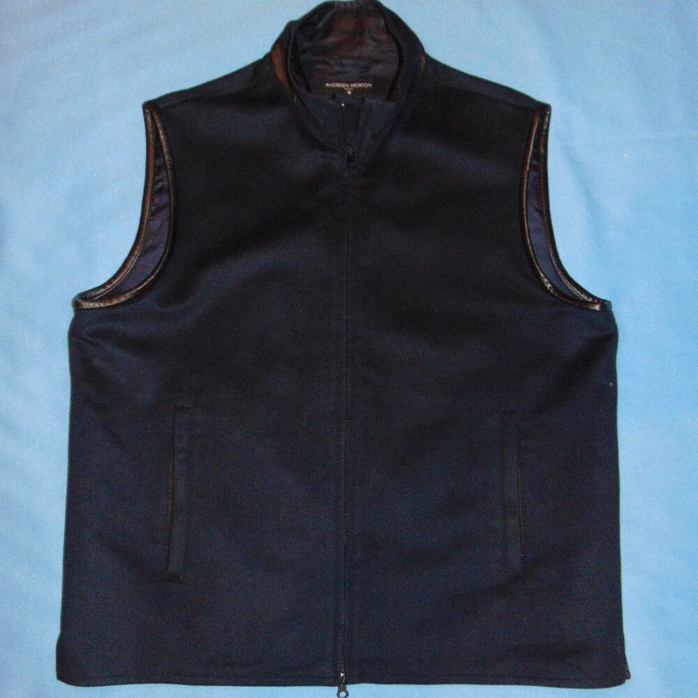 MEN'S  ANDRISEN MORTON  100% CASHMERE  FULL ZIP VEST